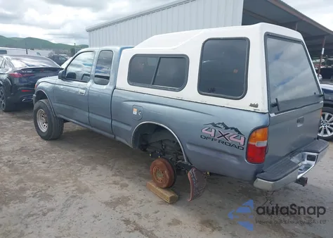 1998 Toyota Tacoma Base V6 из США, поврежденный, VIN 4TAWN72N7WZ016063